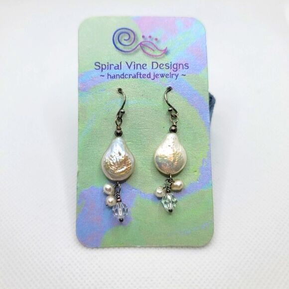HANDMADE Fresh Water Pearl Earrings - Picture 1 of 4